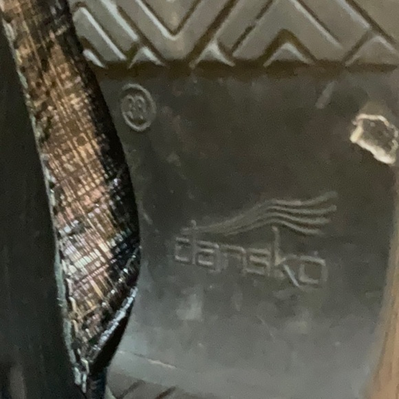 Dansko Women’s Metallic Clogs Size 38 (US 7.5) - Picture 10 of 10